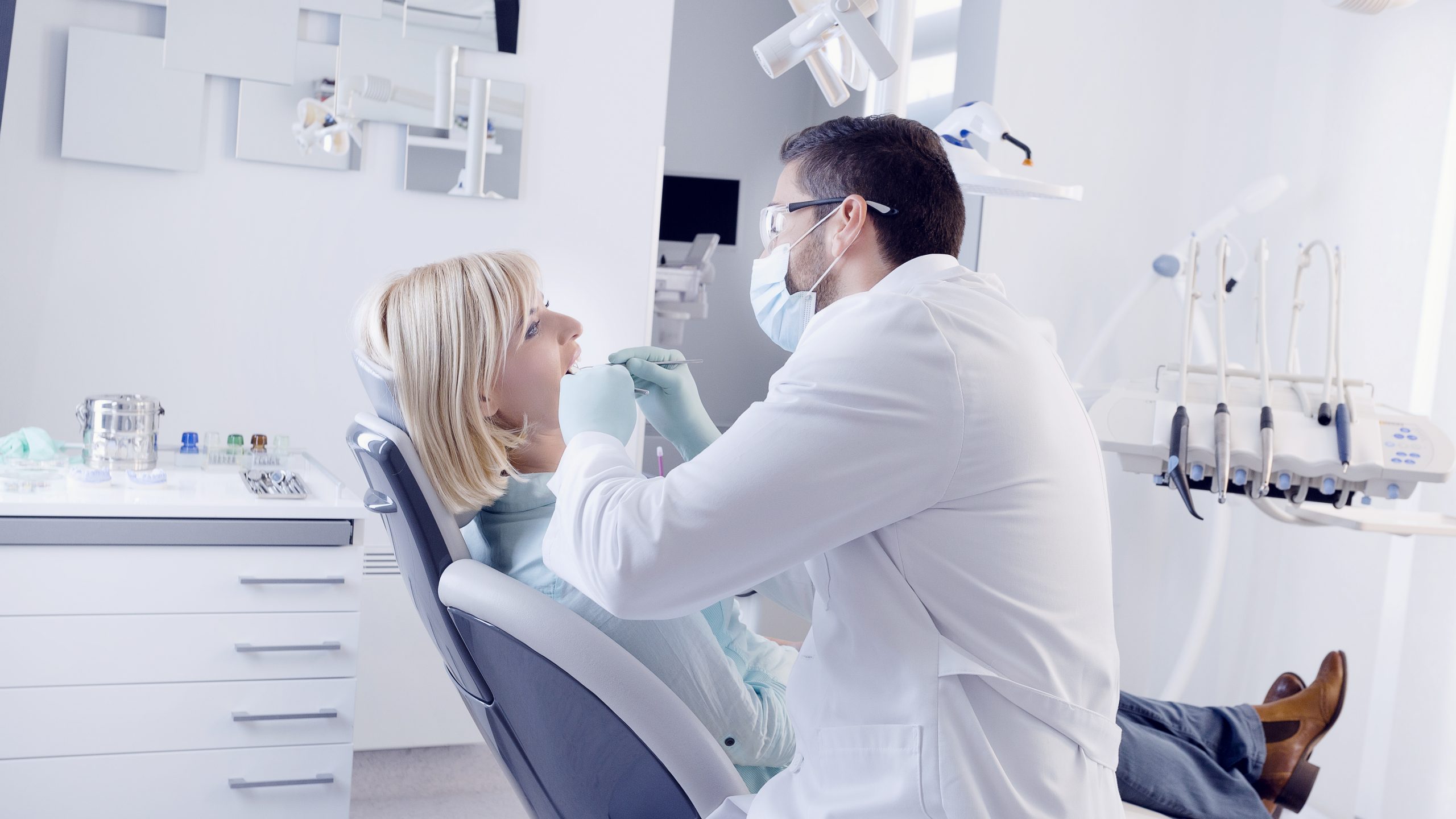 Dentist in Almont, MI
